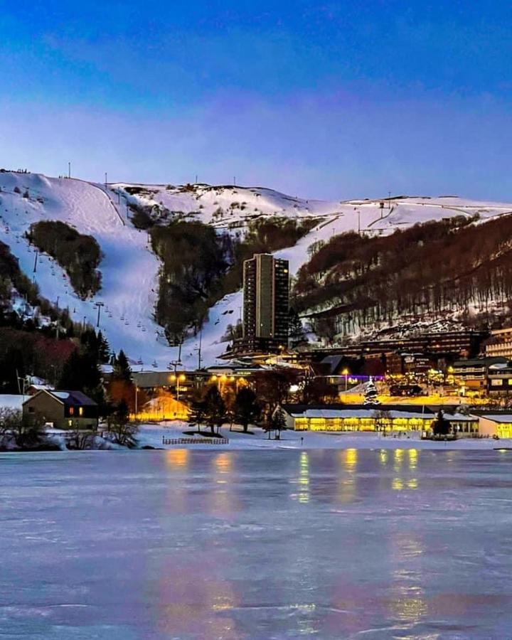 Authentique Chalet Vue Sur Le Lac Et Les Pistes Besse-et-Saint-Anastaise Kültér fotó